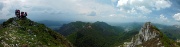 66  Panoramica dalla cima del Corno Centrale verso sud-ovest...